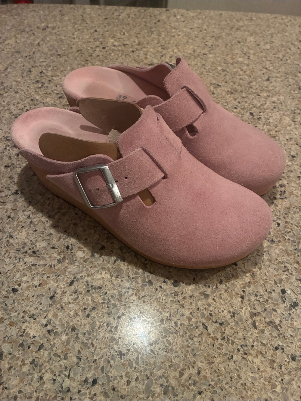 Women’s Size 39 Birkenstock Papillio By Birkenstock Fanny Wedge Clog Pink Suede